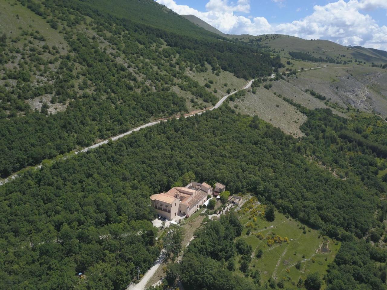Convento Di San Colombo Hotel Santo Stefano di Sessanio Kültér fotó